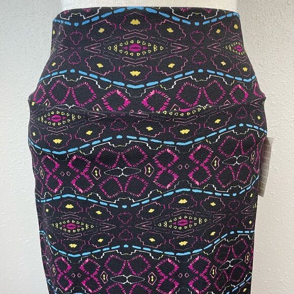 NWT LulaRoe Skirt Size S - Picture 2 of 7